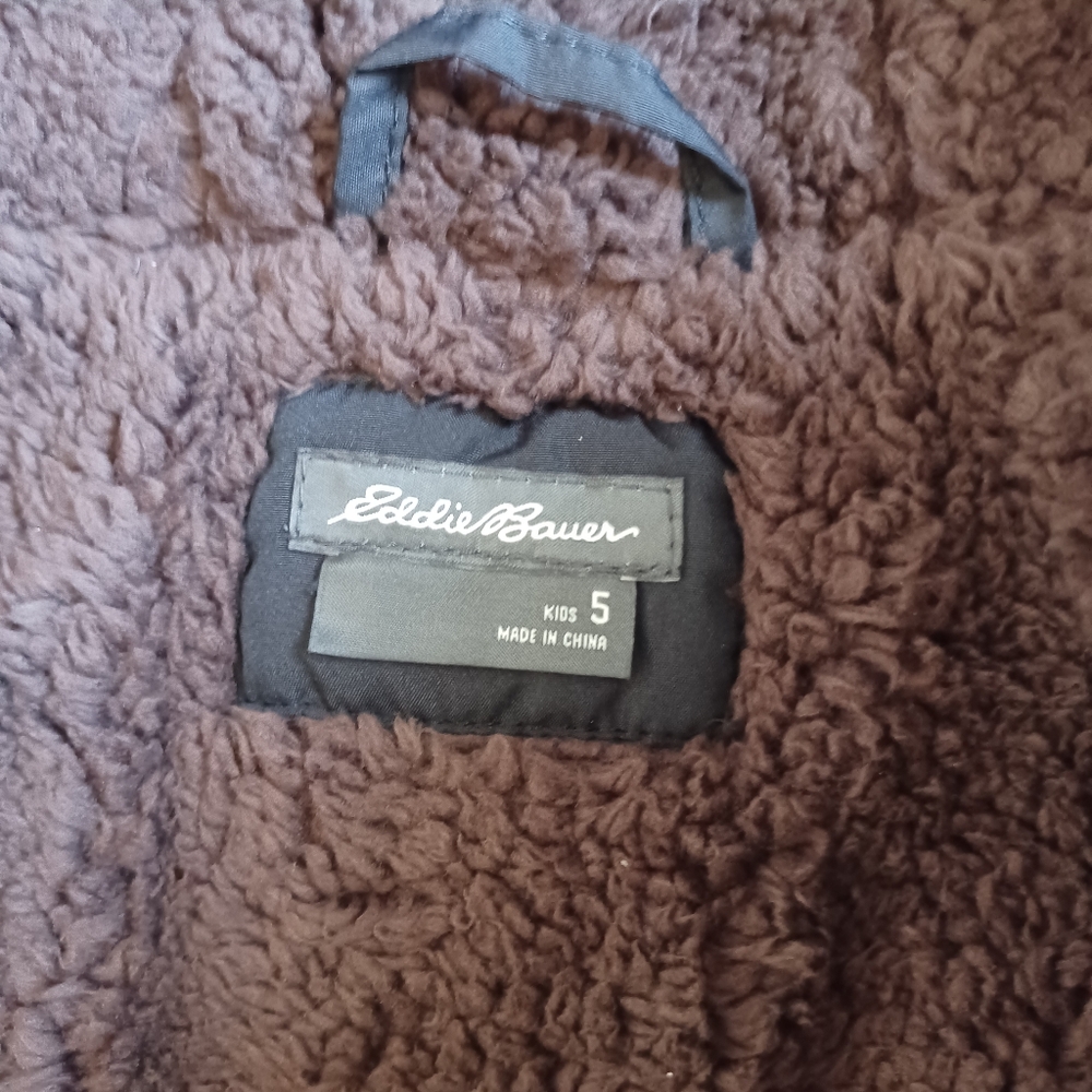 Eddie Bauer Kid's Puffer Jacket - Picture 6 of 8